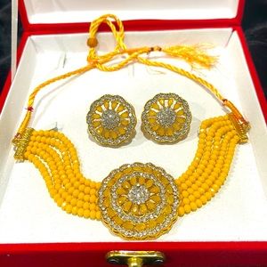 New Indian choker set necklace adjustable comes with necklace and earrings